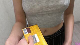 Anyum barátnőjének fia megdugott otthon, mikor a szüleim itthon voltak - Via Hub